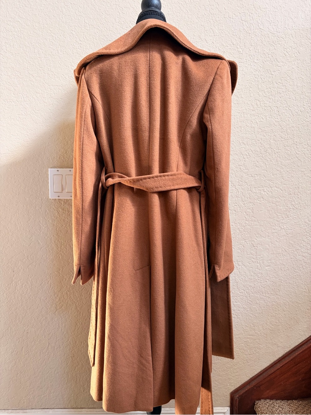 Ellen Tracy Camel Wool-Blend Coat with Smooth Satin Lining - Picture 2 of 9